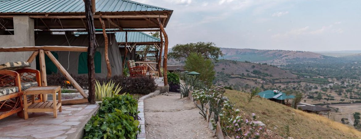 Camping Group Safaris in Uganda